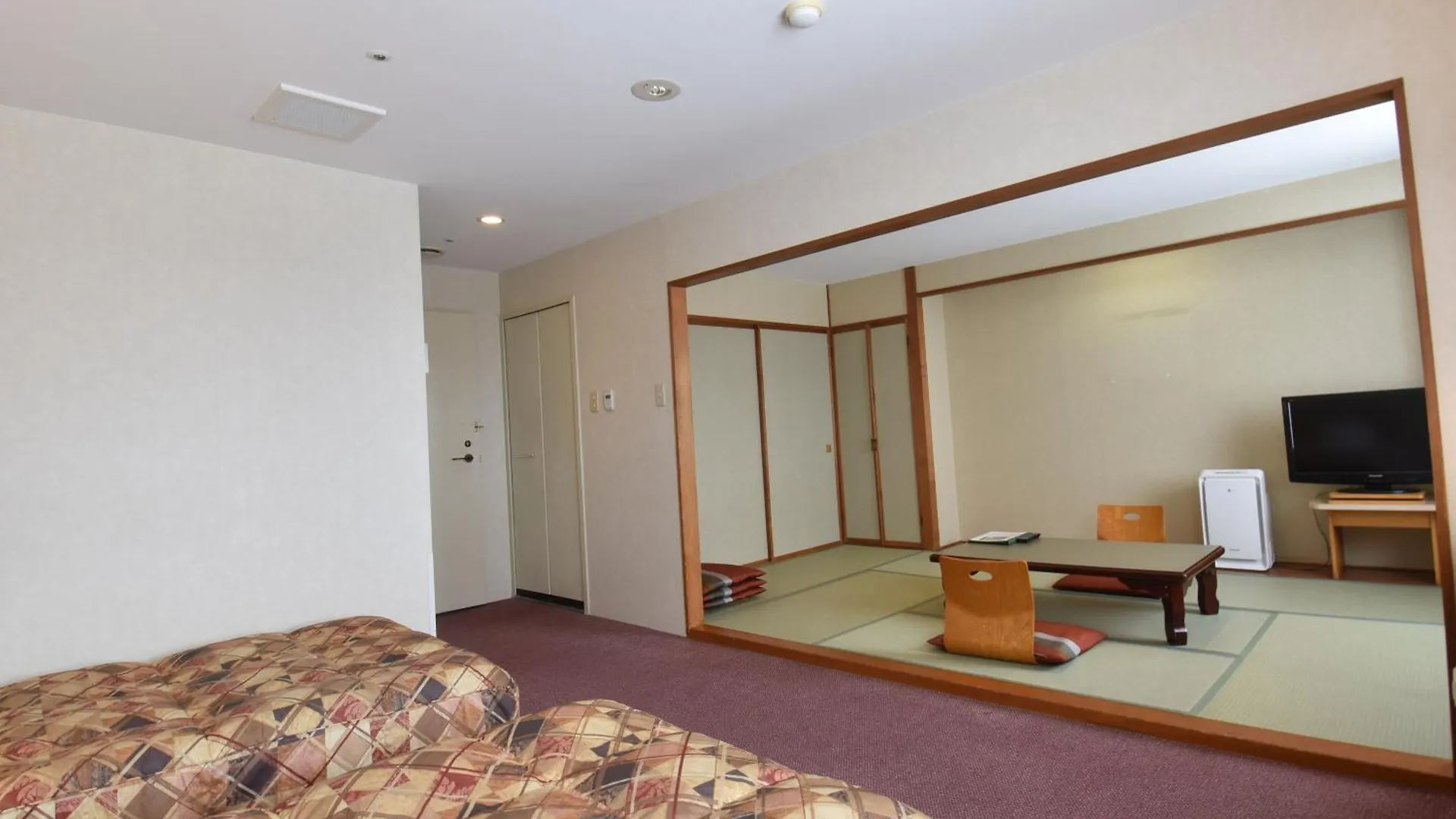****  Biei Shirogane Onsen Hotel Park Hills Japan
