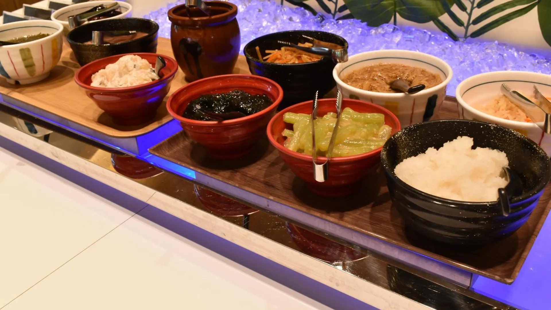 Biei Shirogane Onsen Hotel Park Hills