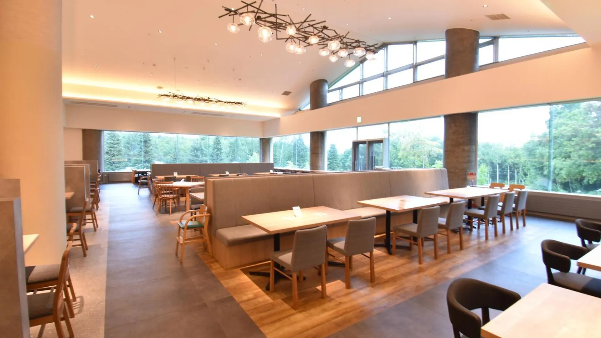 Biei Shirogane Onsen Hotel Park Hills 4*,