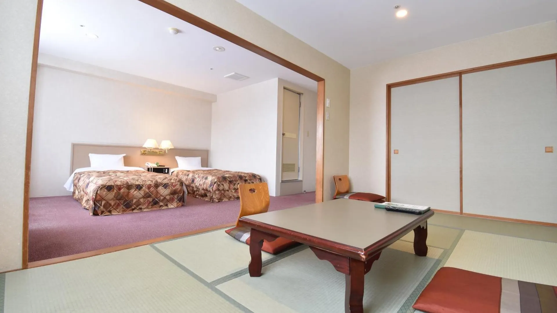 Biei Shirogane Onsen Hotel Park Hills