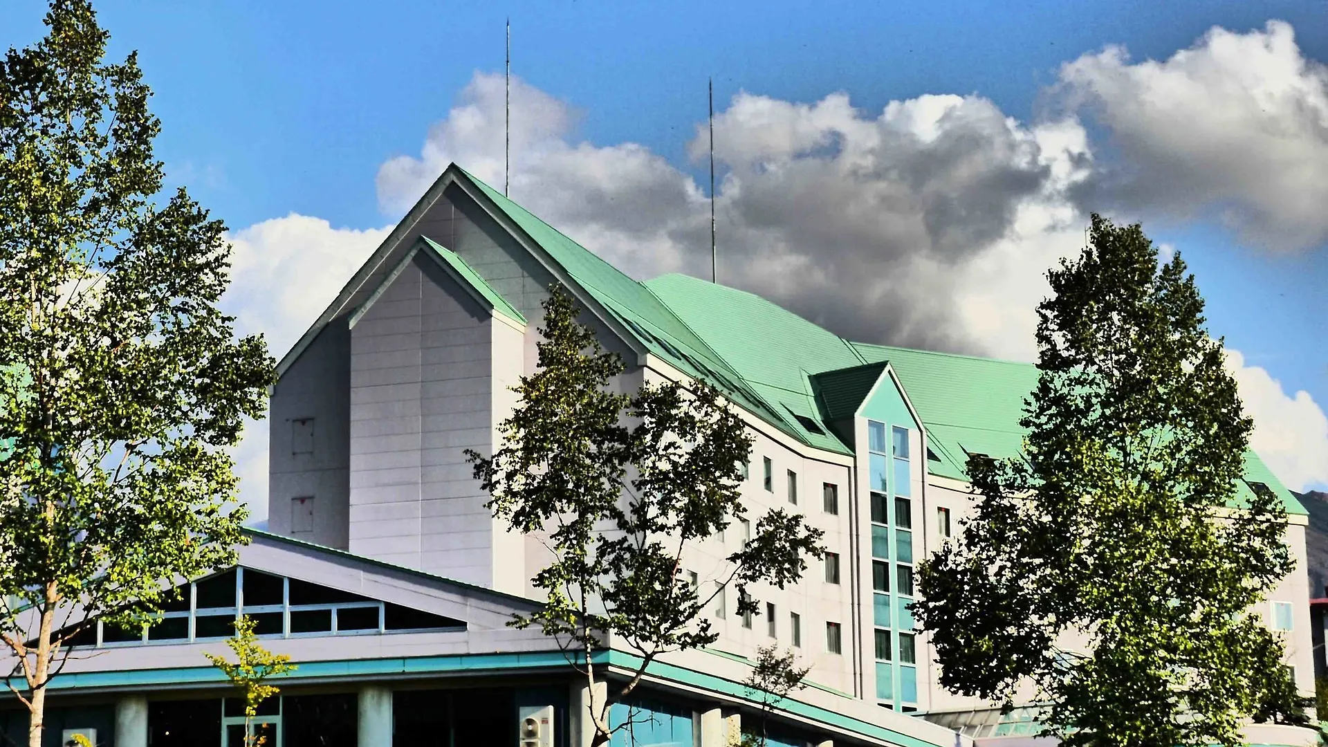 Biei Shirogane Onsen Hotel Park Hills 4*,